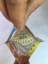 多彩な注文OPPの上のジッパーの袋はゲーム カードReselableのジップ ロック式袋のためにスリーブを付ける