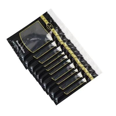 軽量でコンパクトなプラスチック製シガーバッグは、葉巻に影響を与える環境要因から優れた保護を提供します。