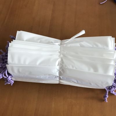 再生利用できるプラスチック ドローストリング袋、大きいギフト袋のドローストリング旅行袋のドローストリングのバックパック